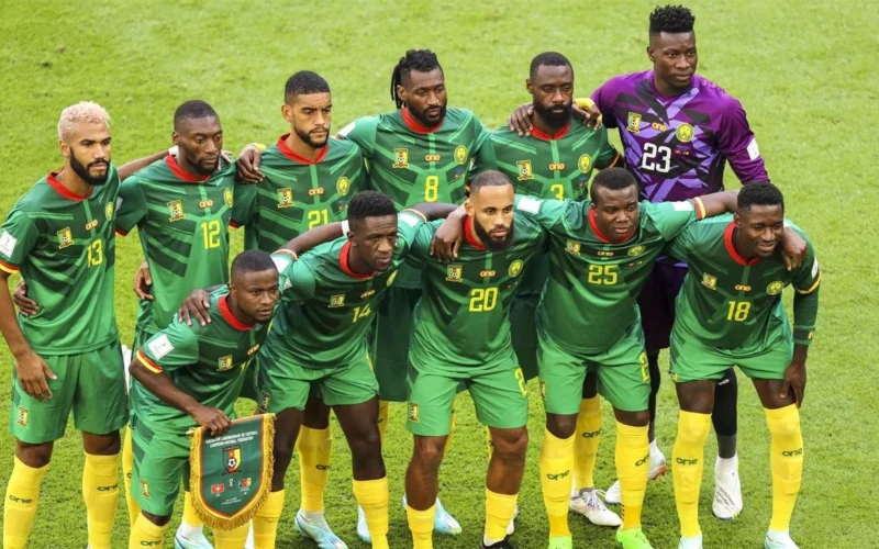 أزمة الرواتب المزدوجة.. مدرب الكاميرون المقال يتقاضى أجره ومكافأة أمم إفريقيا 2026